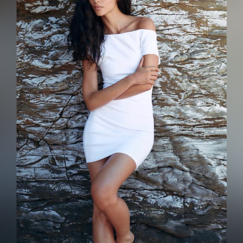 Zara white short dress with open back - Picture 2 of 8